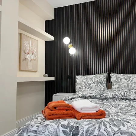 Oscar Ii Apartment